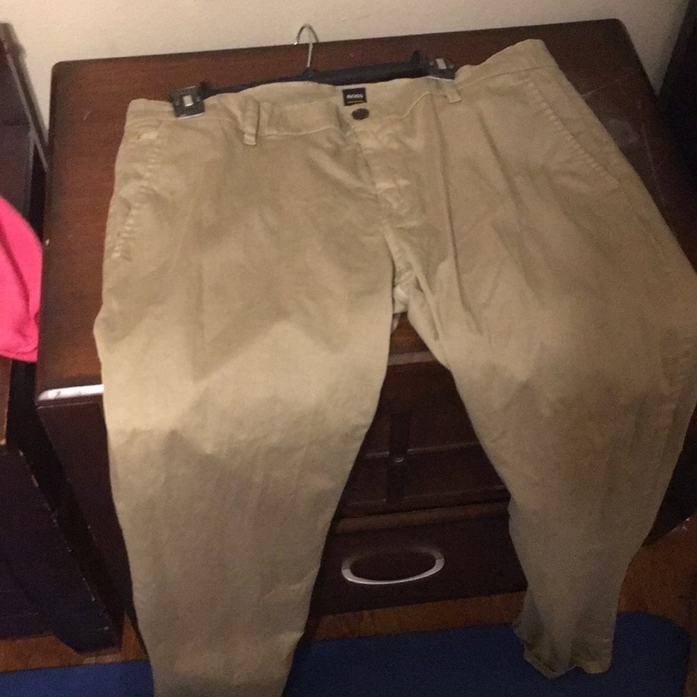 Pants - Picture 2 of 3